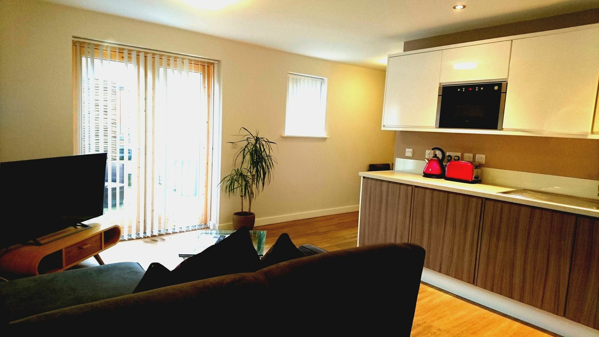 Lux Living Apartments - Florian House Кембридж Экстерьер фото