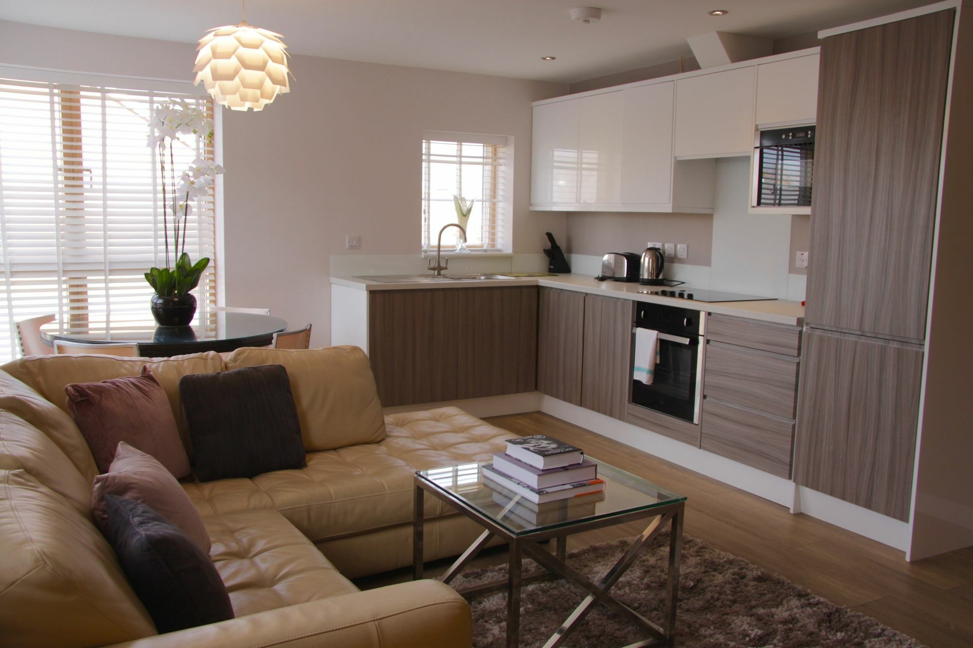 Lux Living Apartments - Florian House Кембридж Экстерьер фото